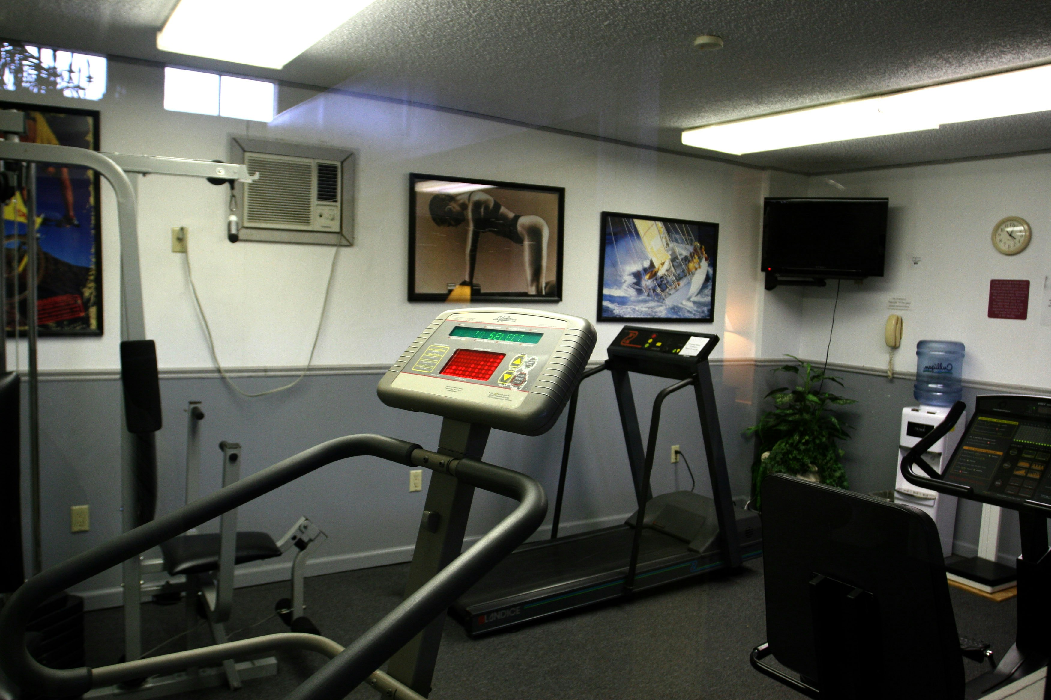 Boarders Inn and Suites by Cobblestone Hotels - Grand Island 44/75