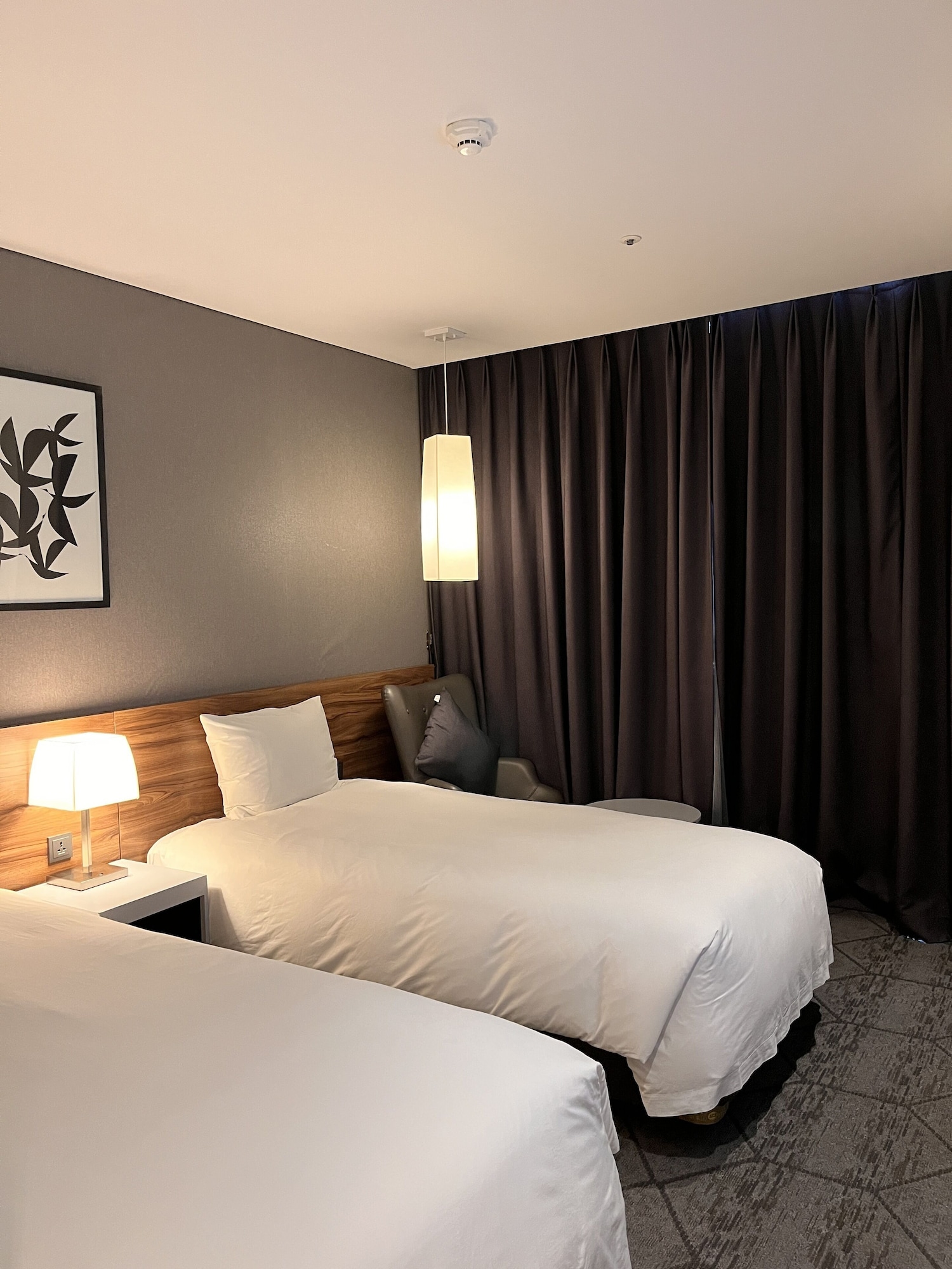 STANDARD, TWIN BEDS