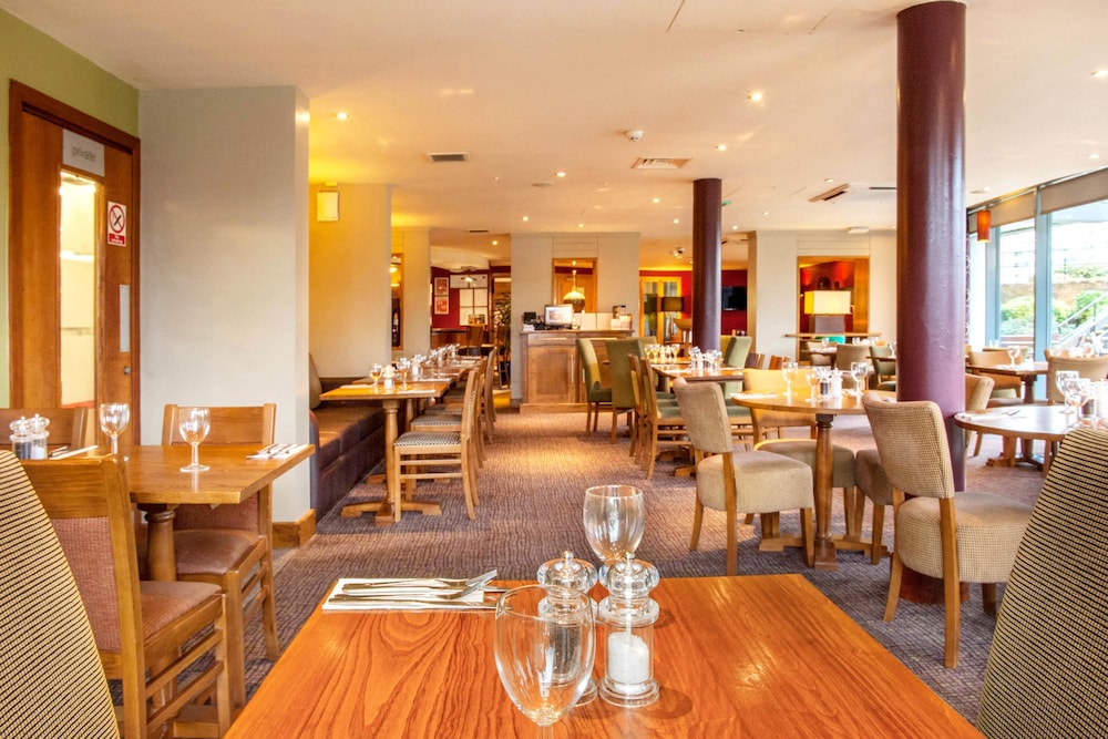 Premier Inn Nottingham Arena (London Road) 28/40