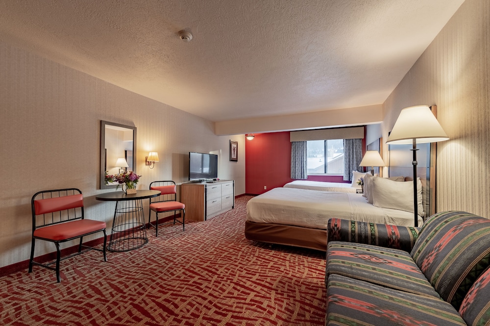 Studio, Suite, 2 Queen Beds, Sofa