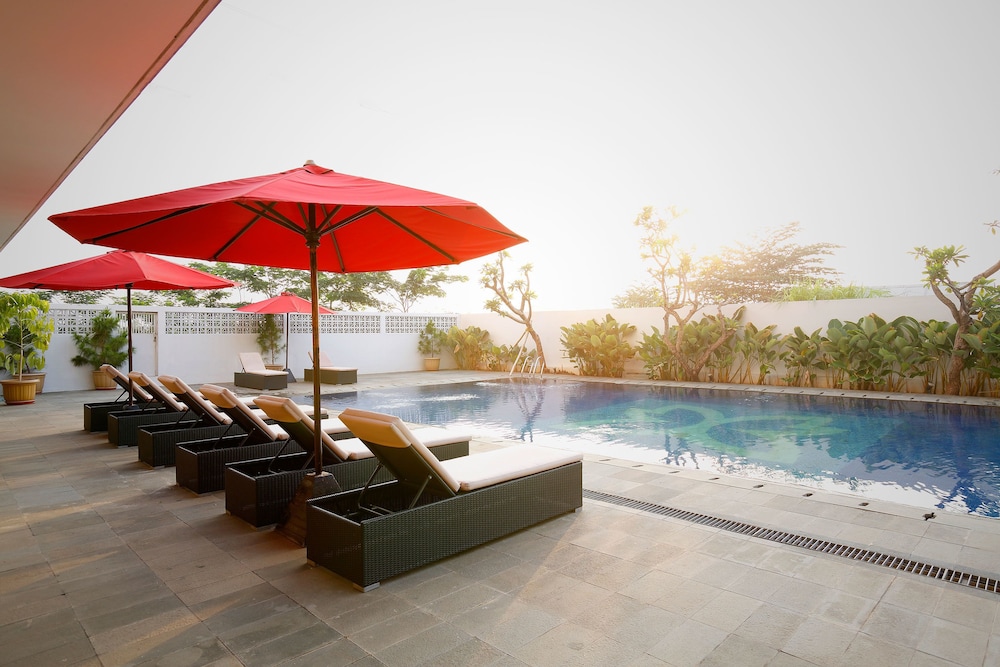 Batiqa Hotel Apartments Karawang 36/73