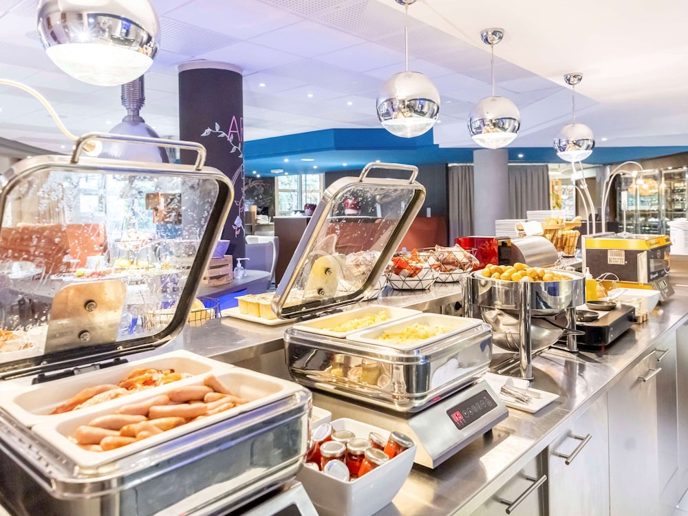 Mercure Paris Massy Gare TGV 45/76