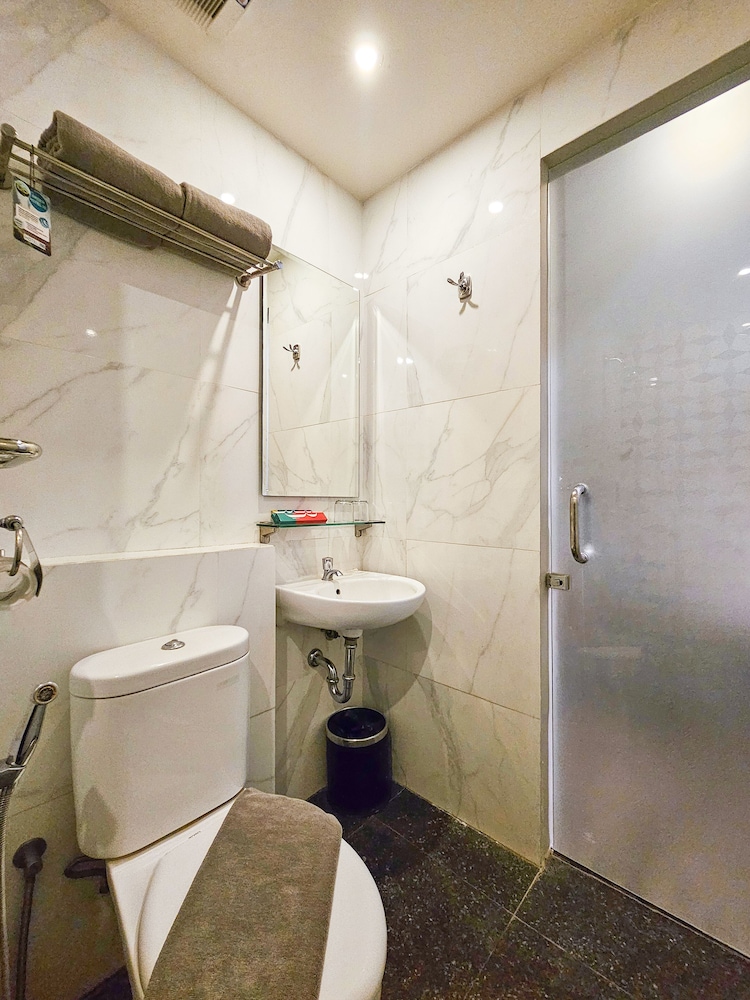 Hotel 88 Kedungsari 62/64