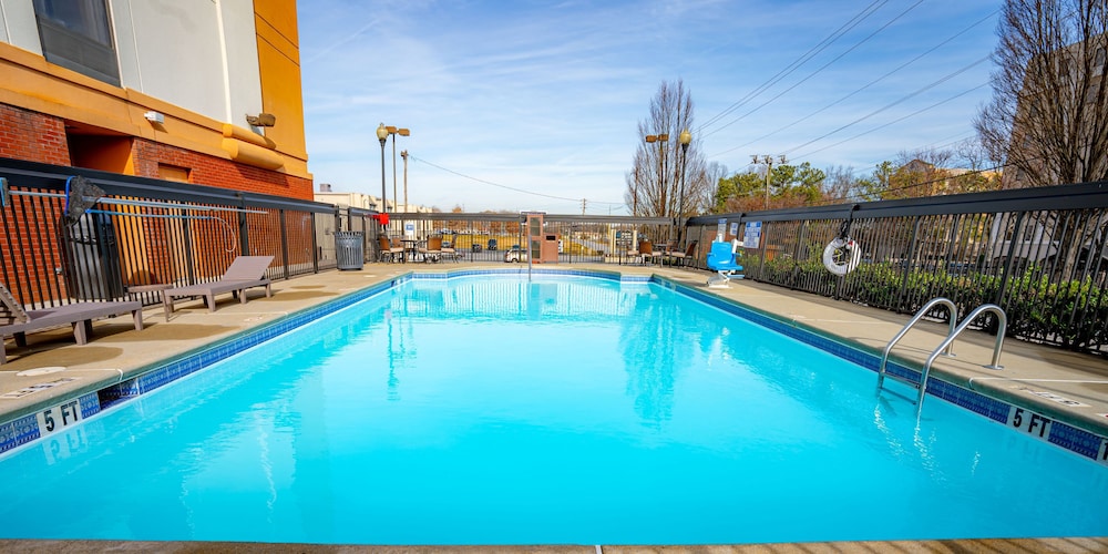 Hyatt Place Atlanta Arpt North 35/71