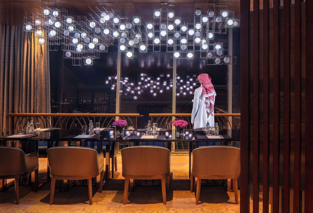 حياة ريجينسي(Hyatt Regency Riyadh Olaya) 52/75
