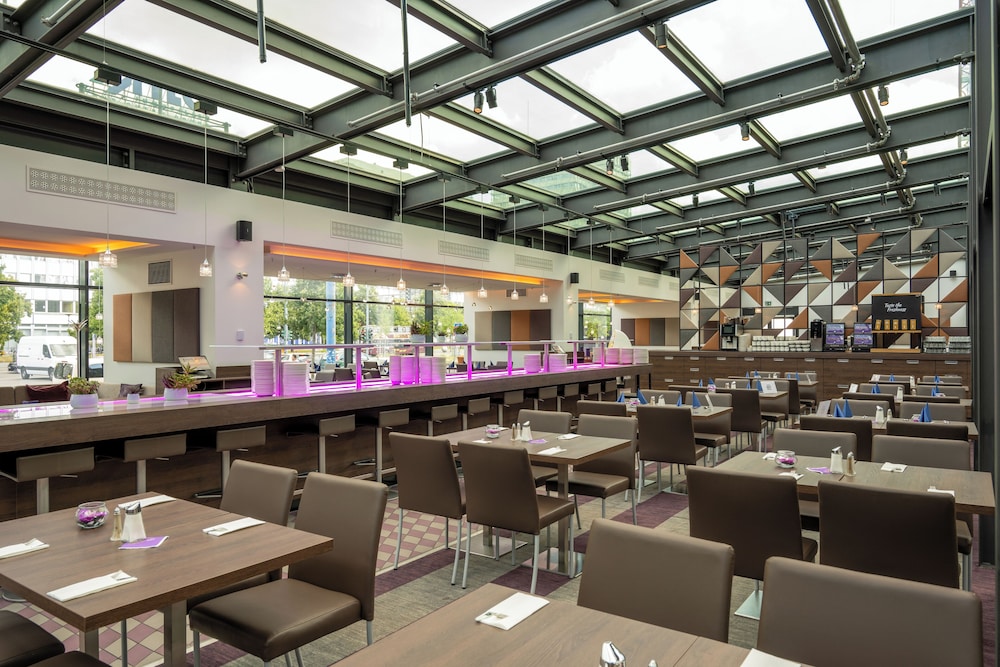 Park Inn by Radisson Berlin Alexanderplatz 31/45