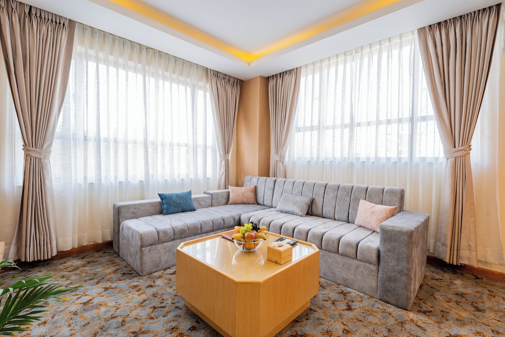 Hotel Crystal Pashupati 48/67