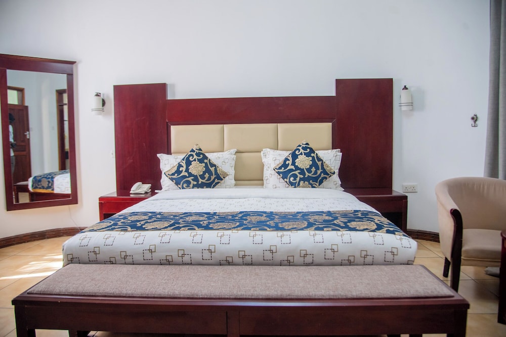Chamba Valley Exotic Hotel 15/50