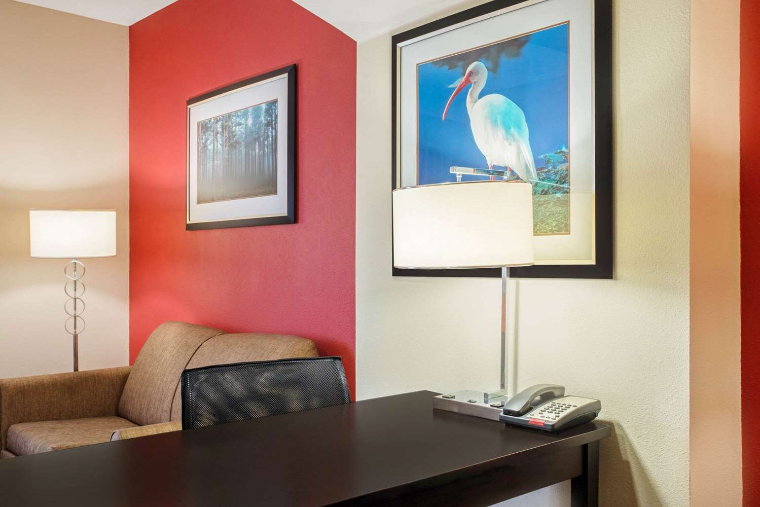 La Quinta Inn & Suites by Wyndham Leesville Ft. Polk 24/50