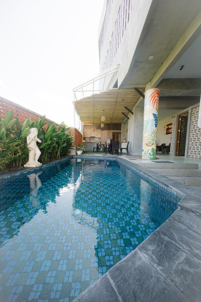 Natura Nusa Dua 27/29