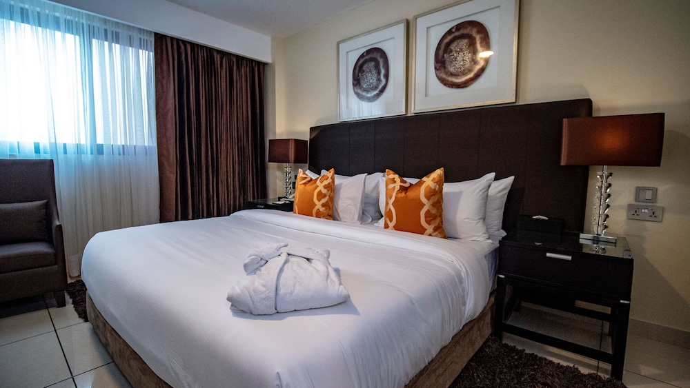 Oak Plaza East Airport Hotel 9/47