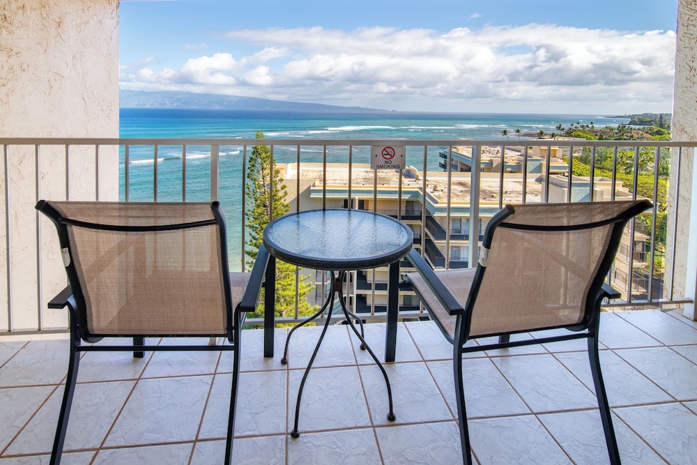 Royal Kahana Maui by OUTRIGGER 5/77