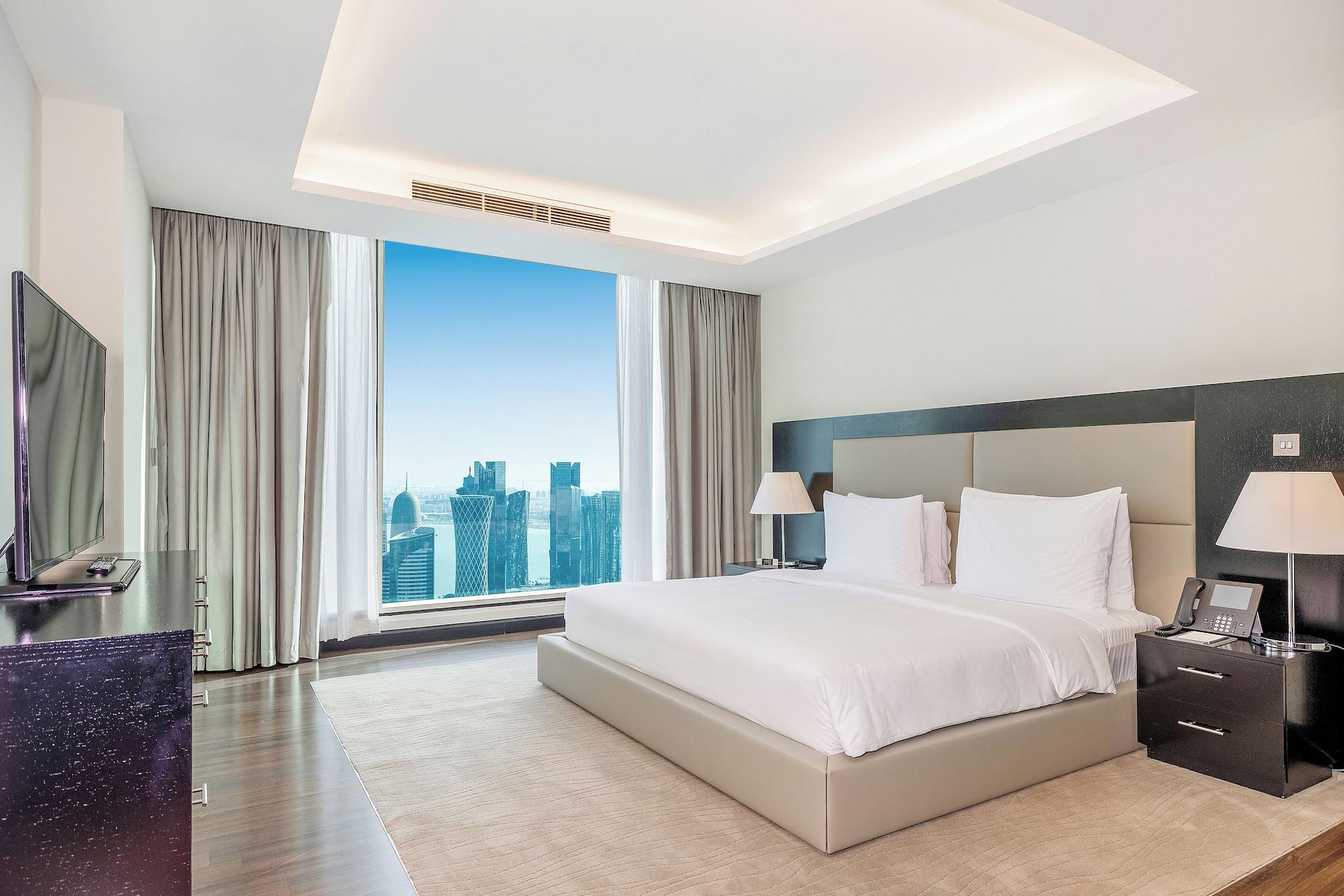 4 Bedrooms, Sky, Superior, Deluxe, Suite, Multiple Beds, City View