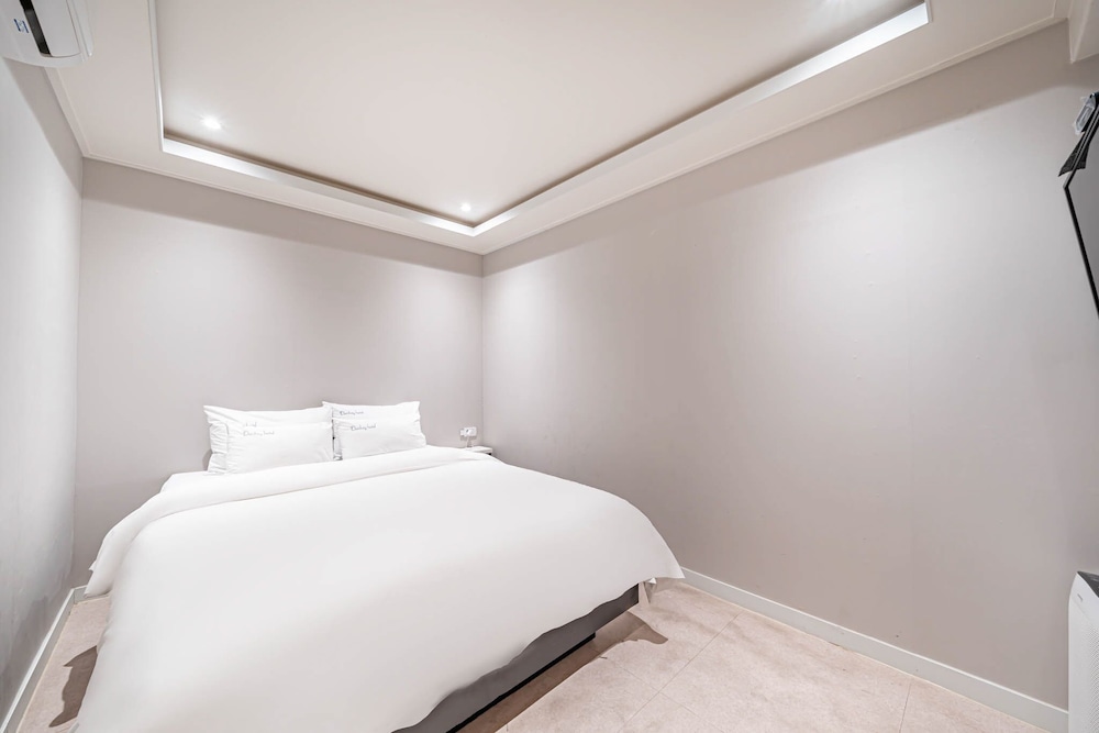 DK Hotel 25/55