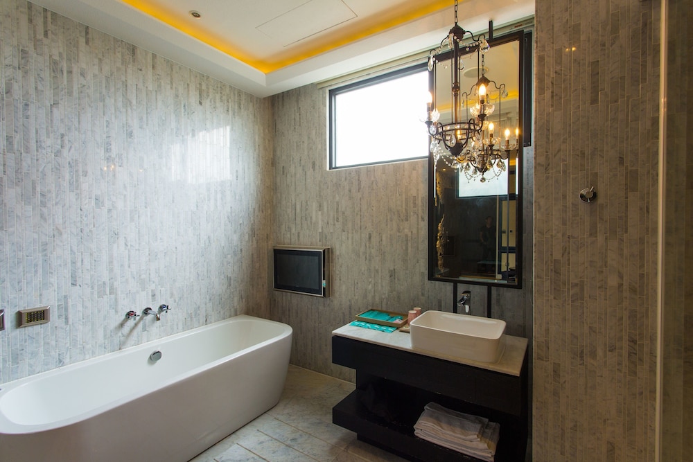 The Castle Ballet Taichung A Boutique Hotel 74/77