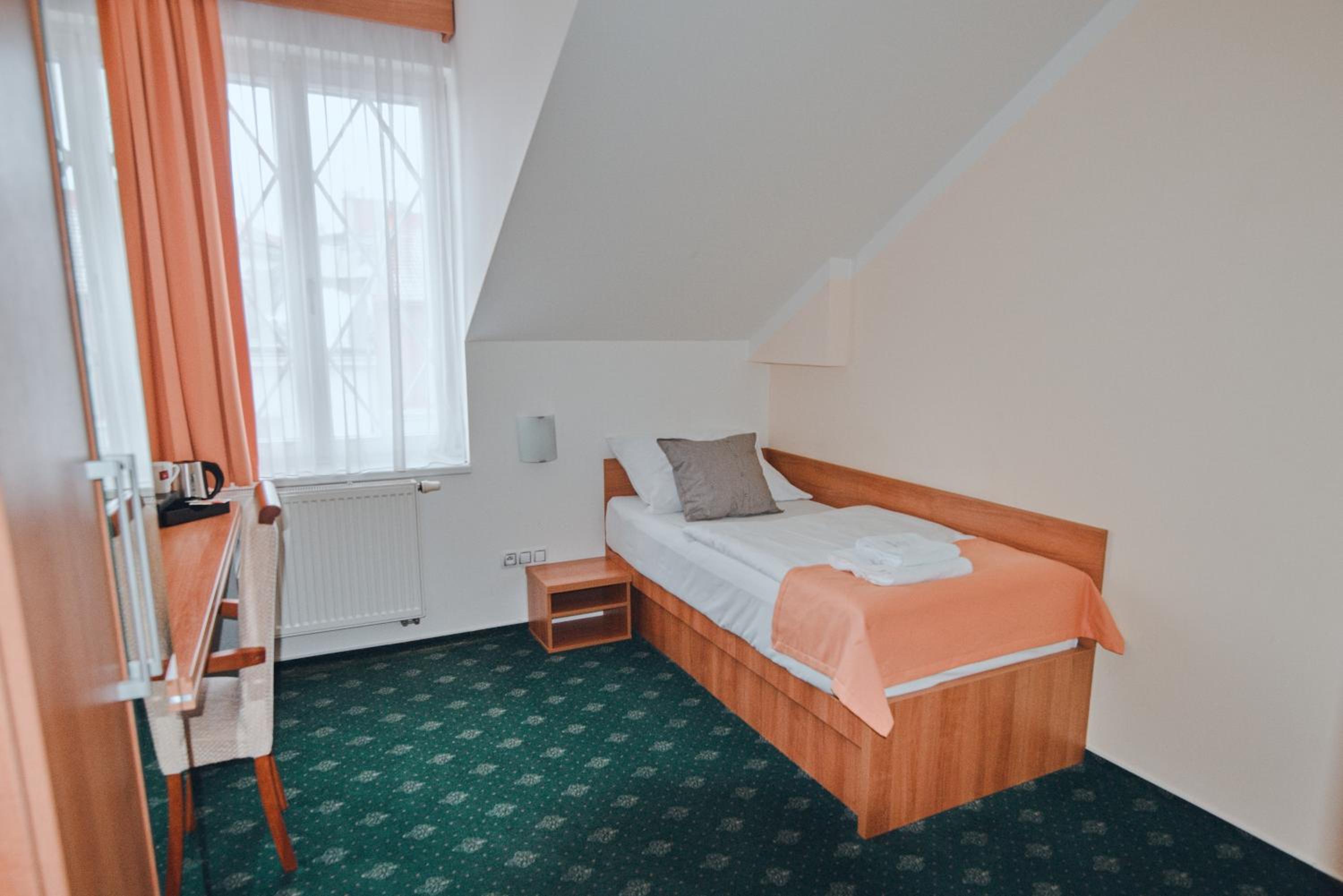 Hotel Grand 17/50