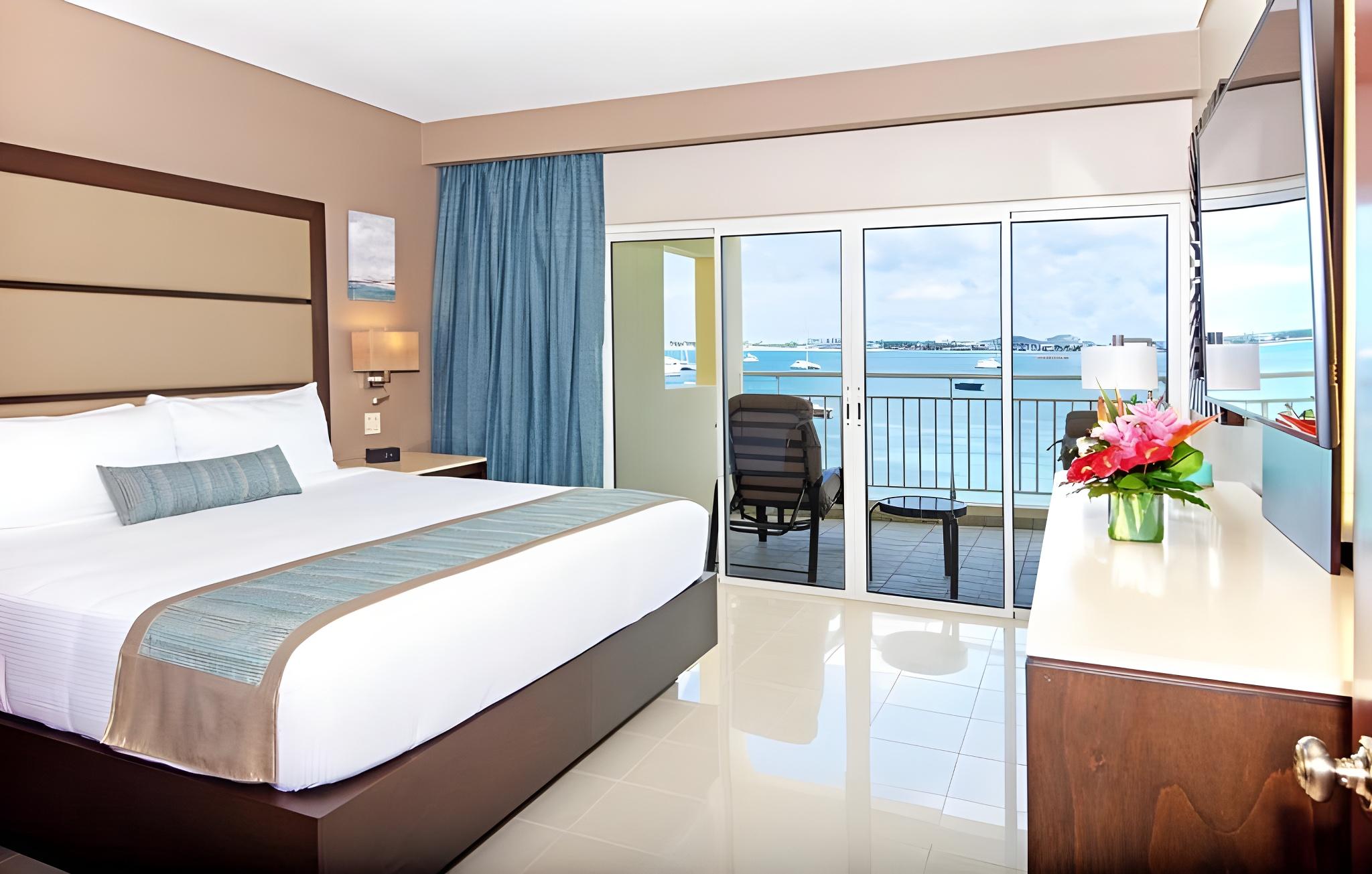 1 Bedroom, Suite, King and Twin Beds, Ocean Front
