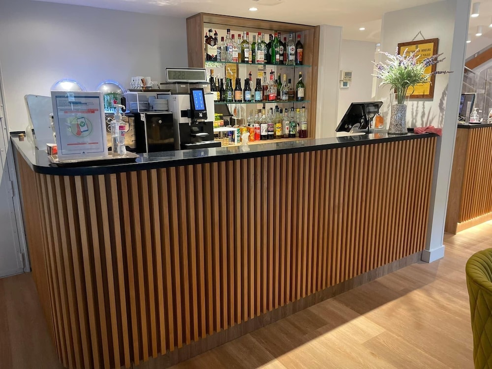 Hotel the Originals Nimes Costieres 5/60