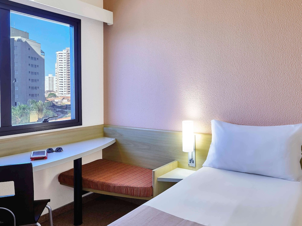 Ibis Taubate 6/55