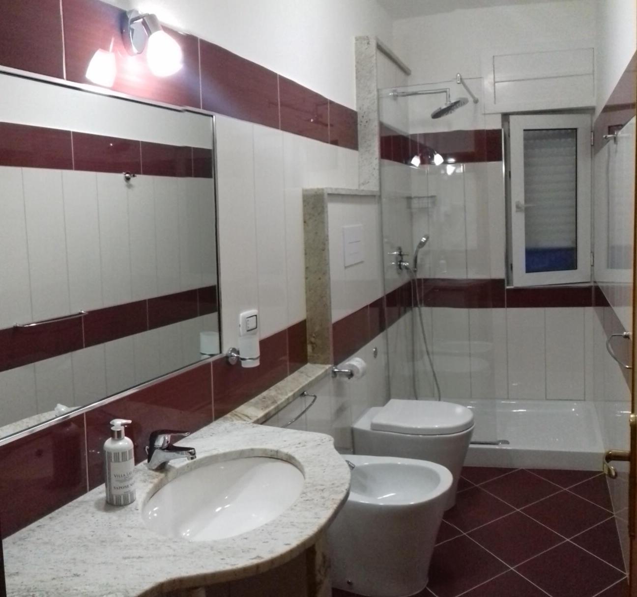 Villa Laura Hotel 49/52