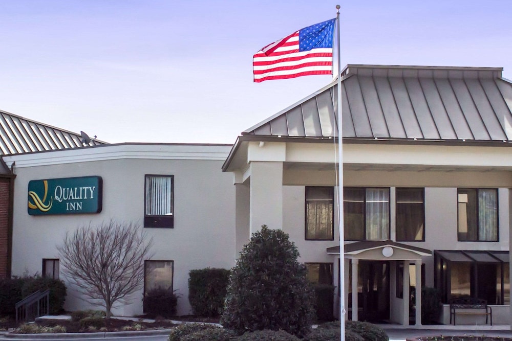 Quality Inn & Suites Wilson I-95 2/39