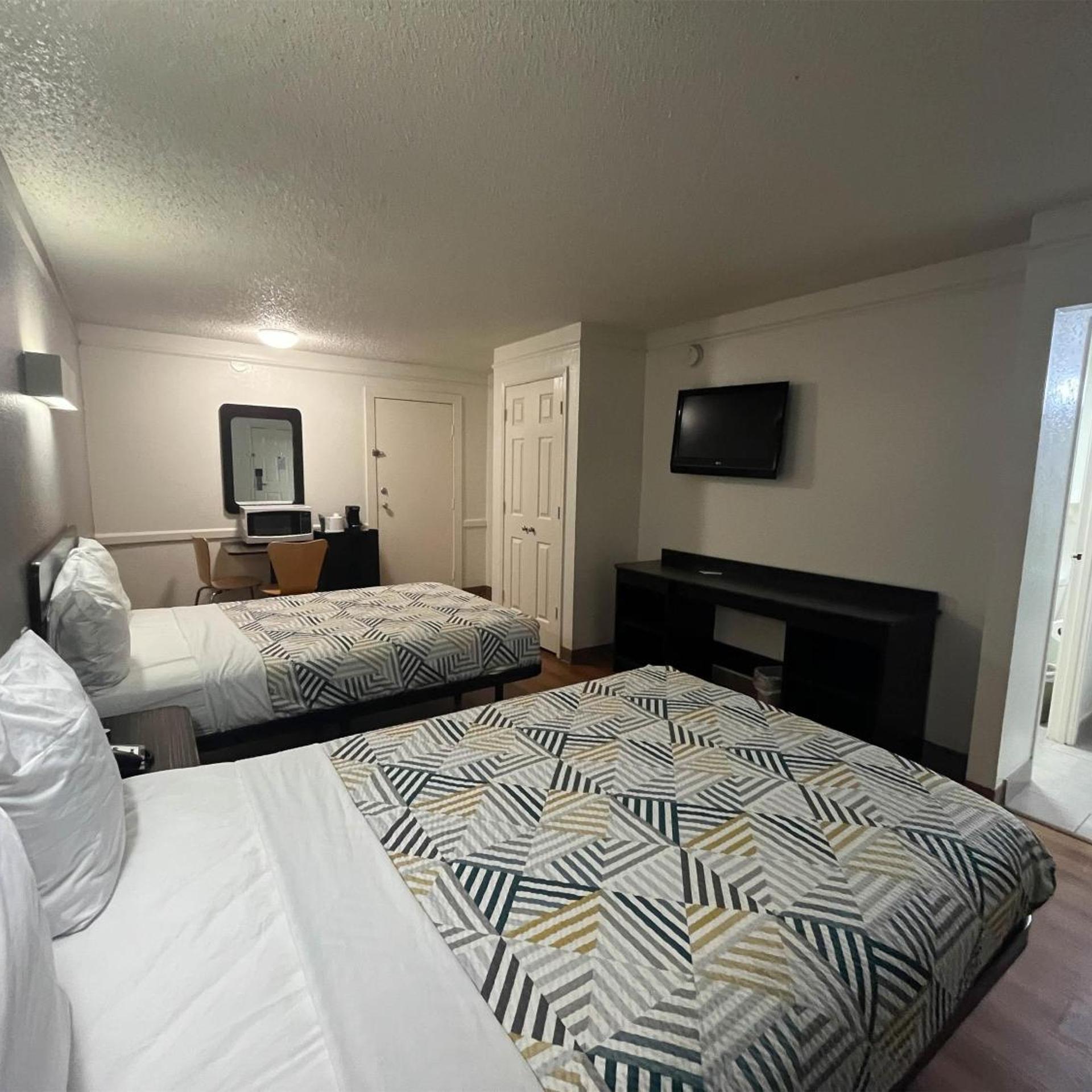 Studio6 Studio6 Suites Euless, TX – DFW West 23/48