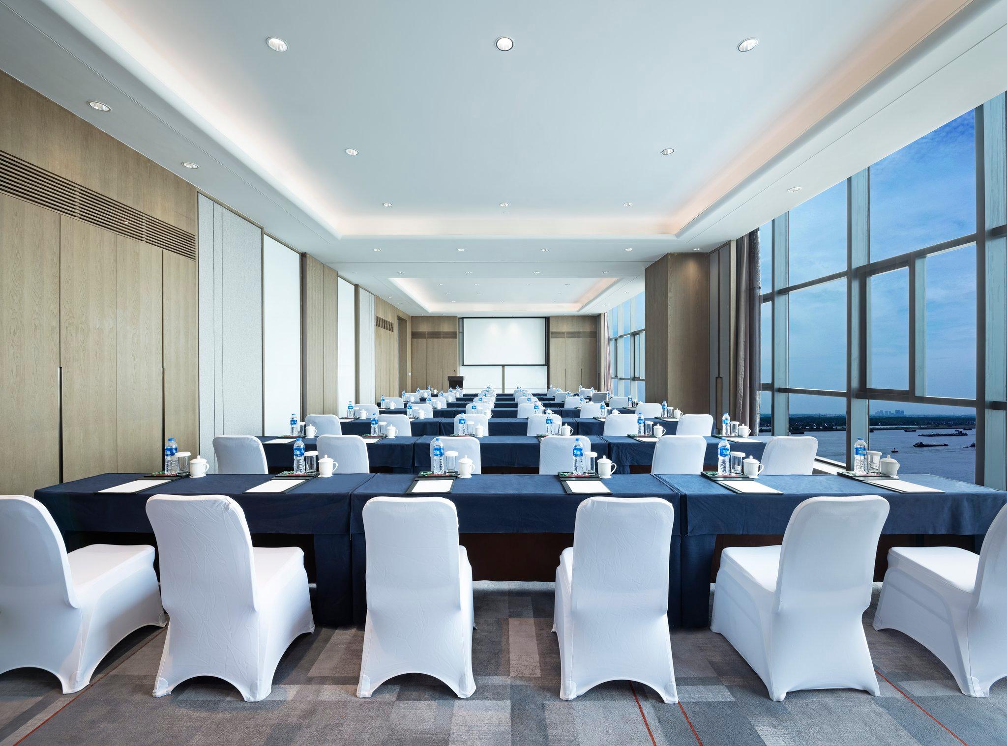 Hualuxe Hotels And Resorts Wuhu 40/50