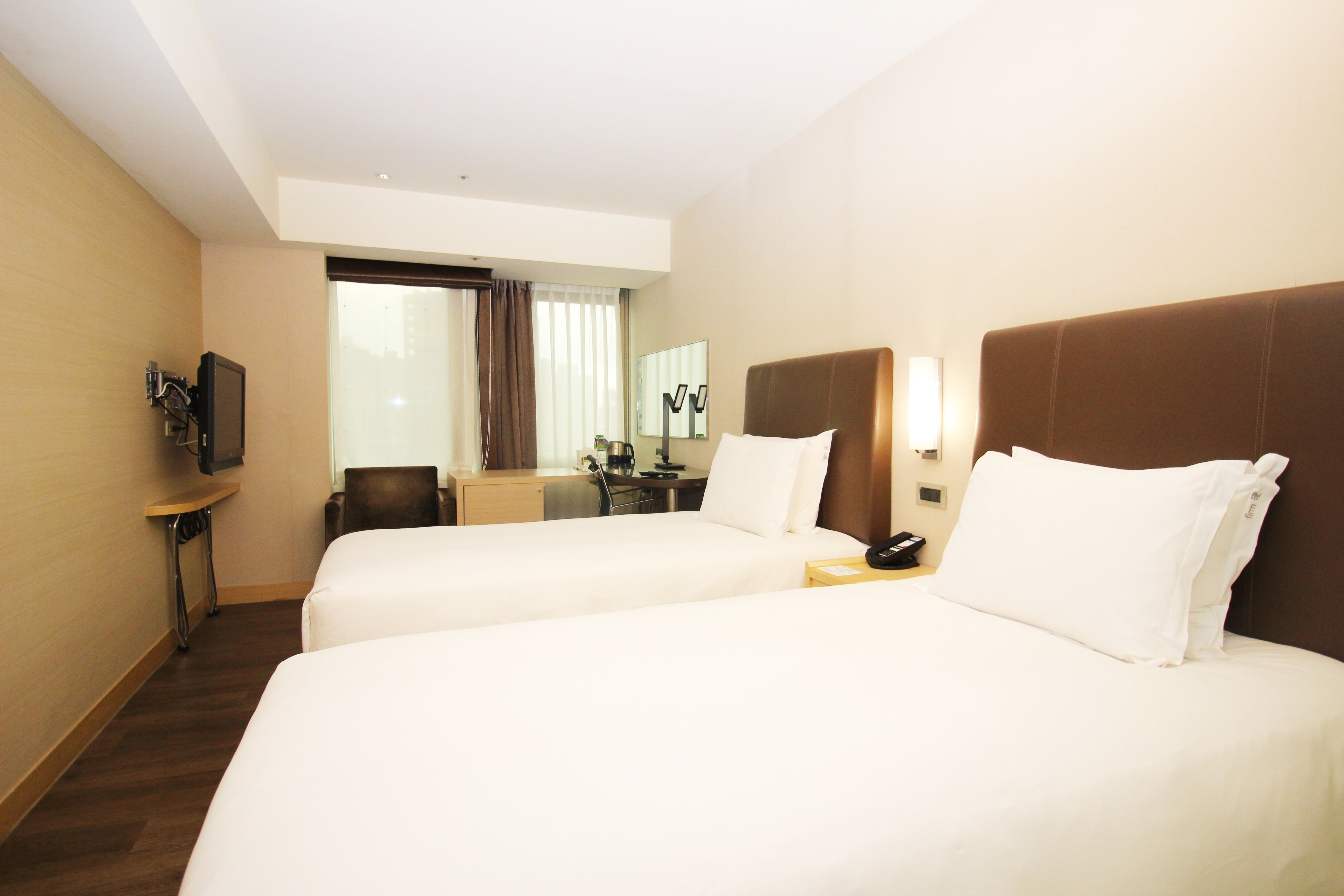 Holiday Inn Express Taoyuan 24/71