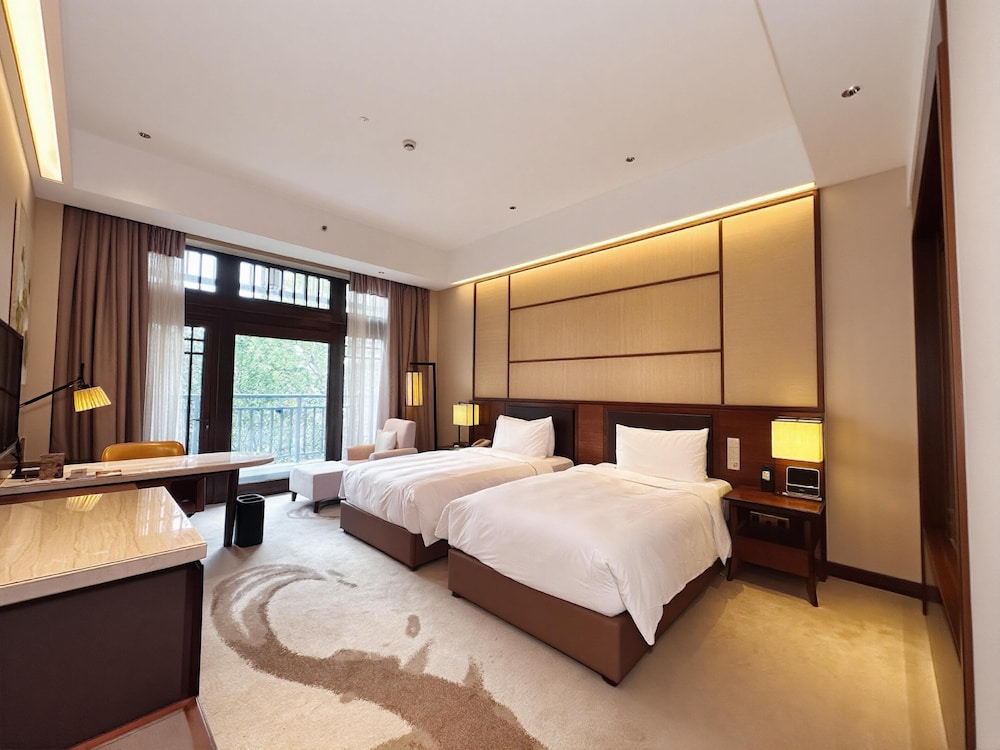 Radisson Blu Resort Wetland Park Wuxi 13/49