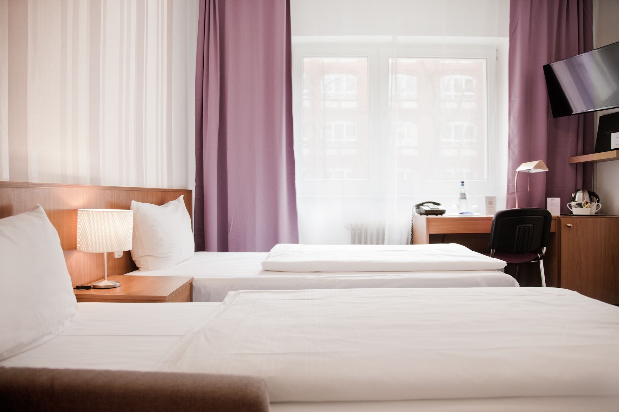 STANDARD, DOUBLE BED