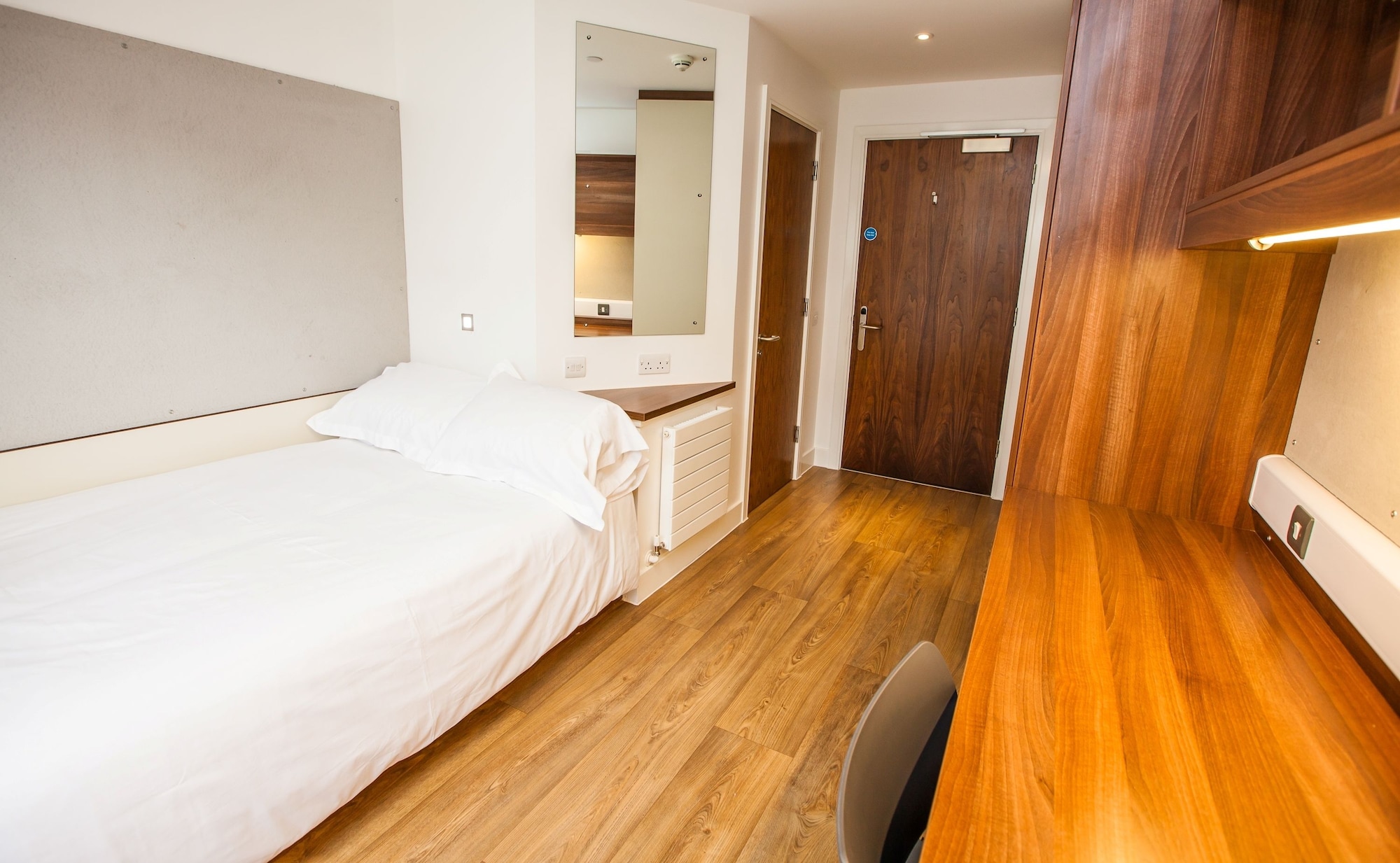 Room, Single, Single Bed
