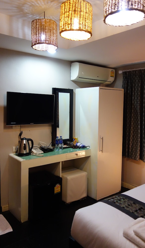 S30 Hotel 22/44