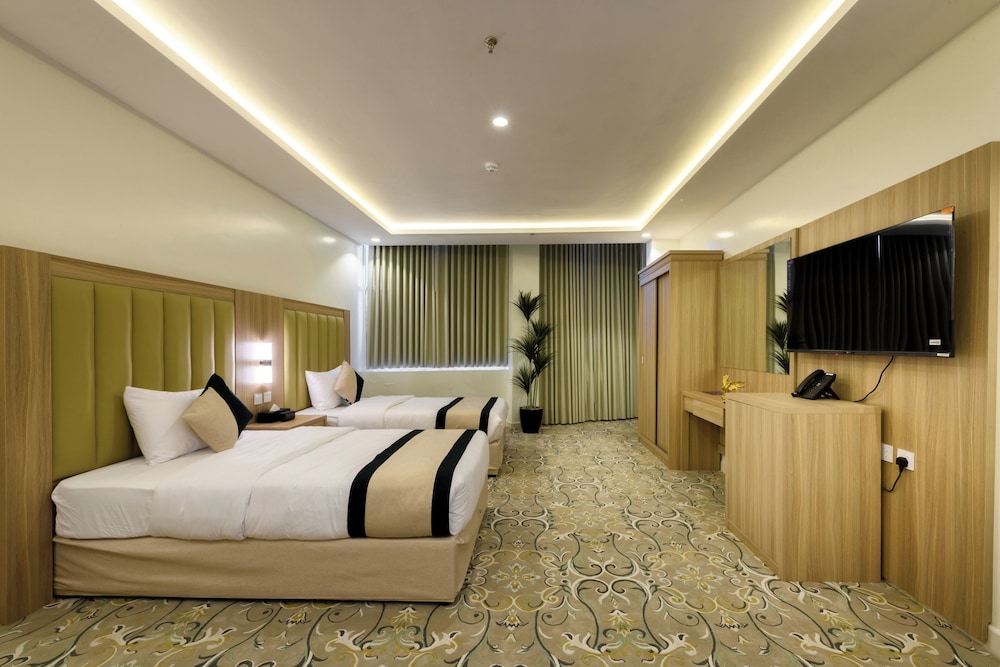 Midtown Majestic Garden Resort 23/59