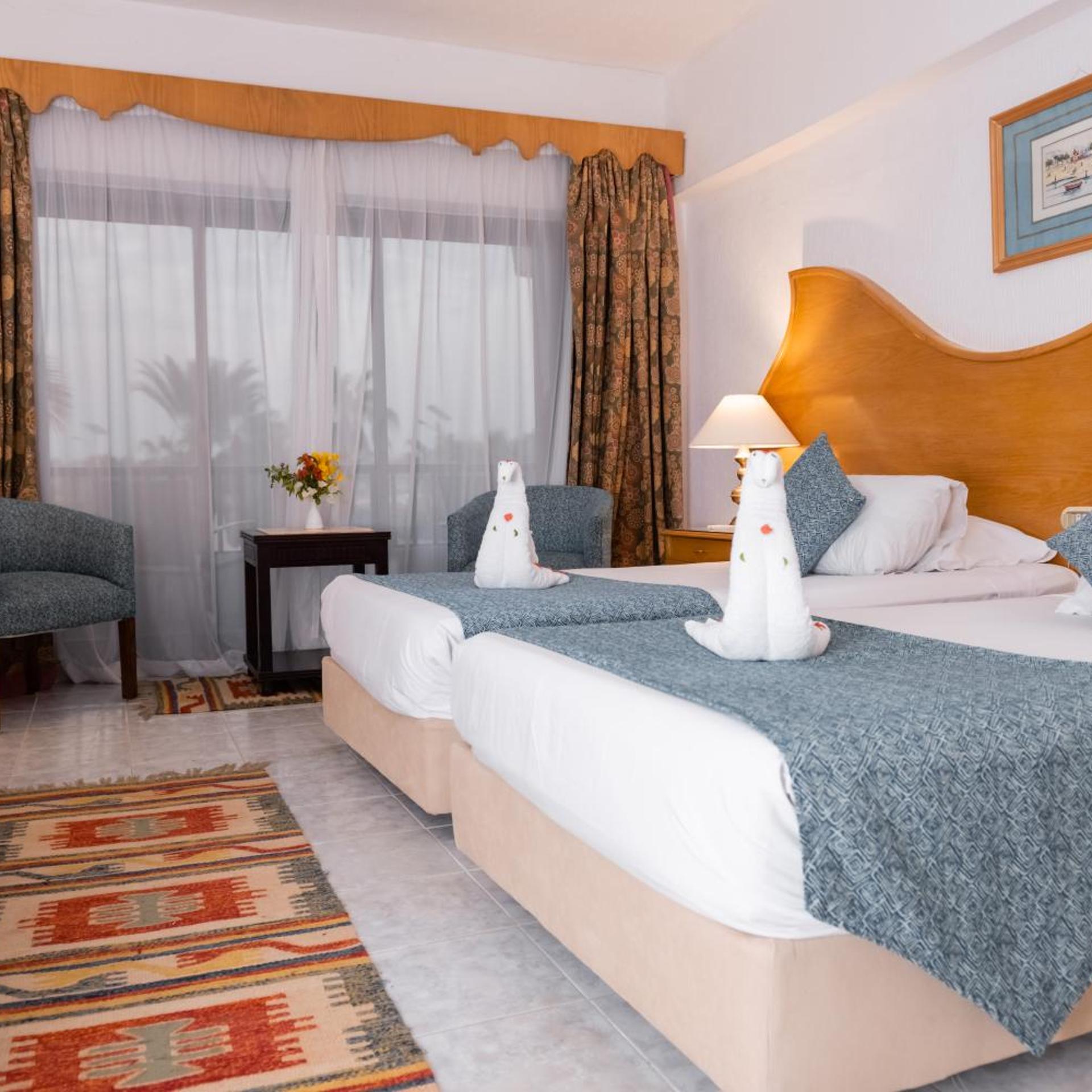 Room, Double Bed, Pool View