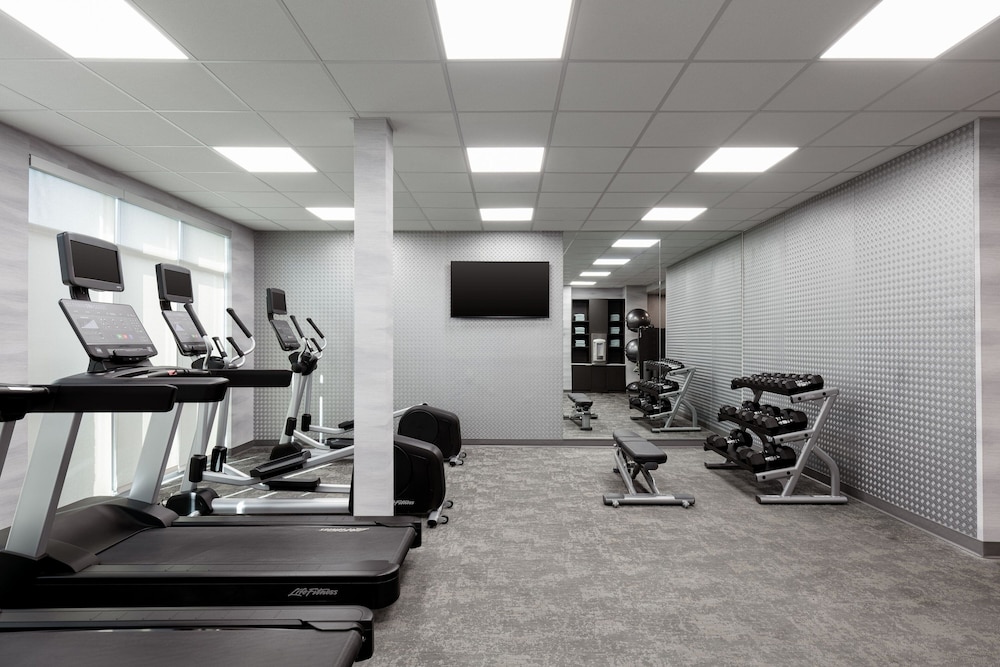 Fairfield Inn & Suites Omaha at MH Landing 21/39