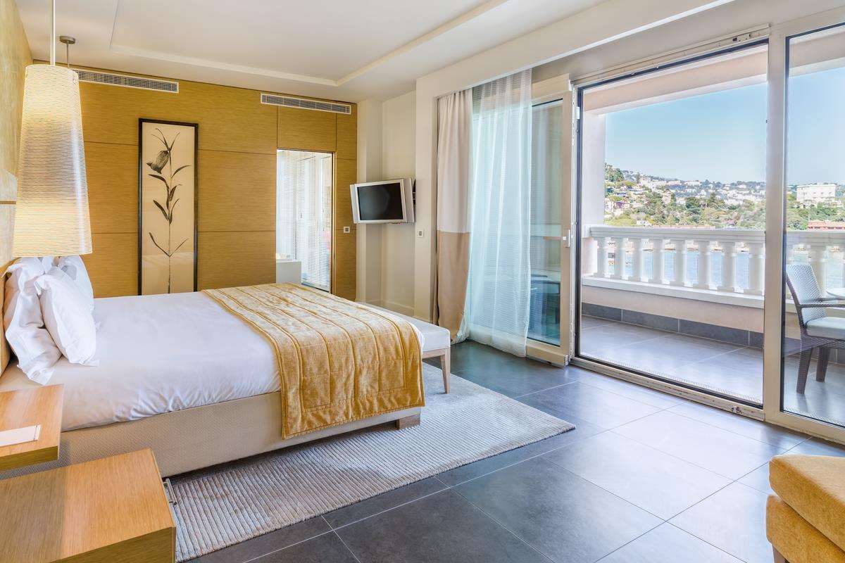 Monte-Carlo Bay Hotel & Resort 8/50