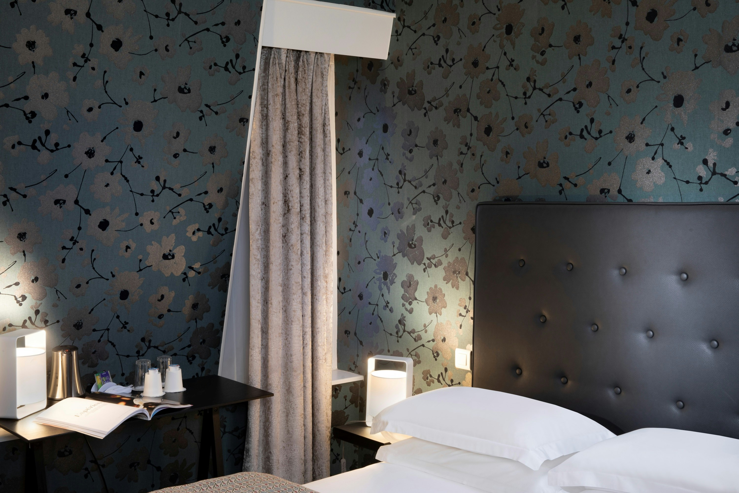 Hotel Plaza Etoile 24/24