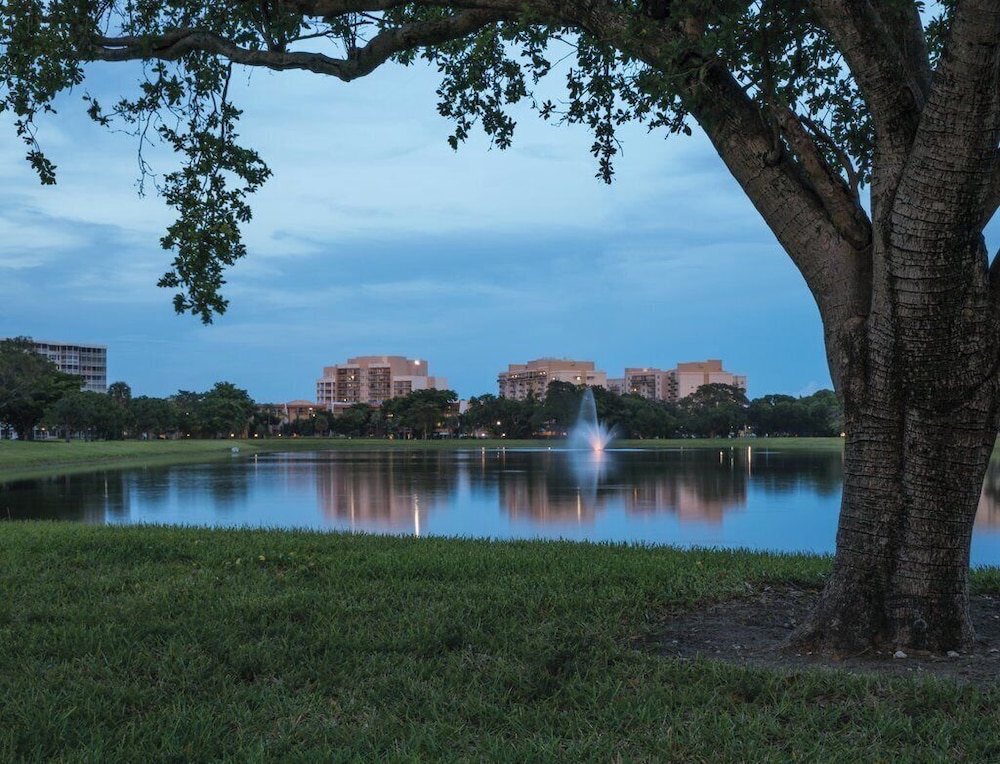Club Wyndham Palm-Aire 66/70
