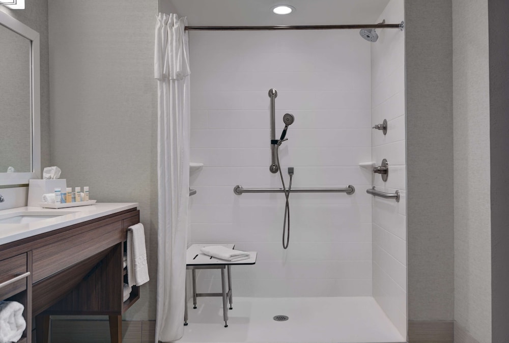 Home2 Suites by Hilton Bentonville Rogers 12/44