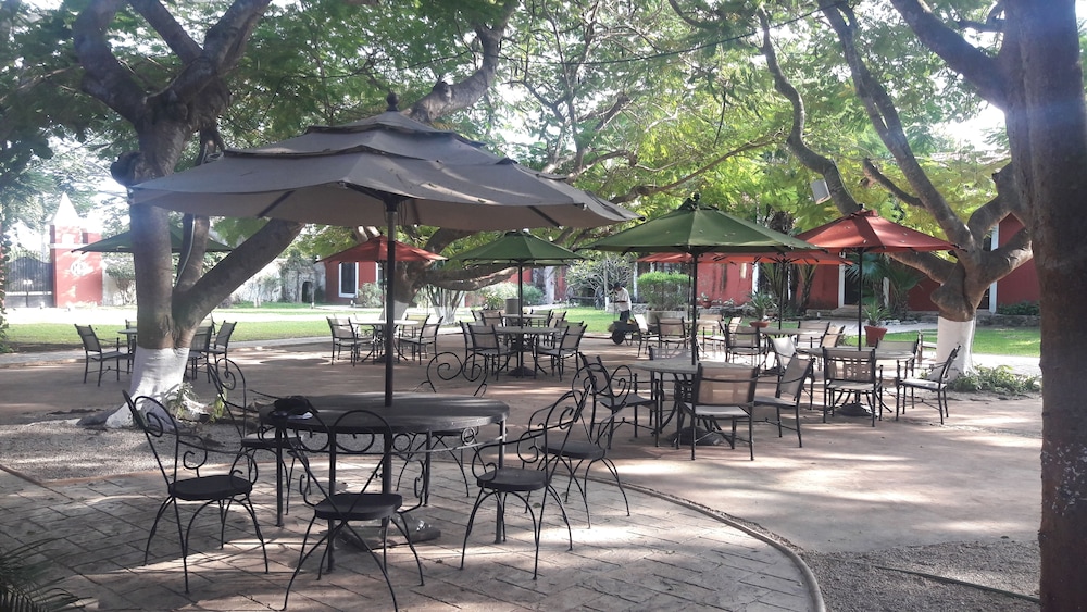 Hacienda Santa Cruz 62/68