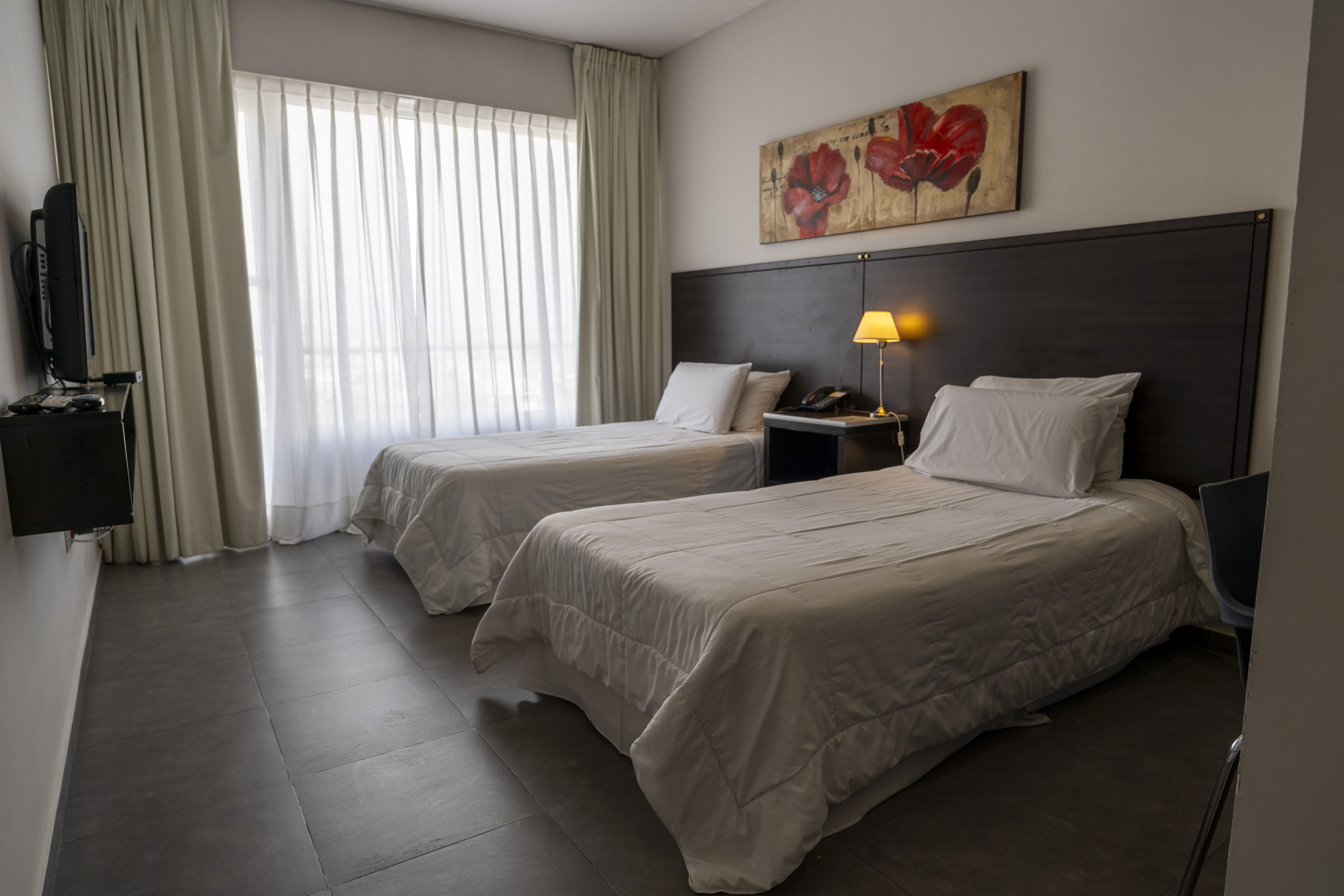 Hotel Neu 354 6/11