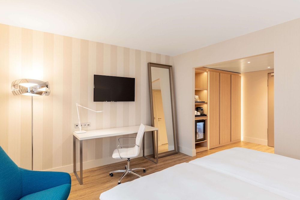 Superior, King Bed, Xl، Nh Mannheim 2/3