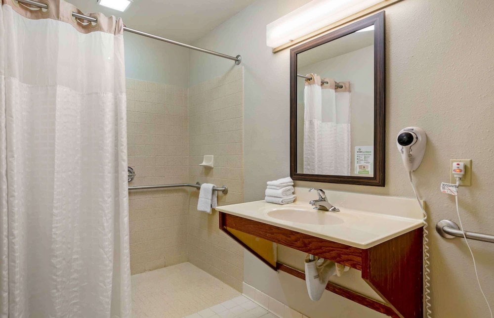 Extended Stay America- Kansas City - Overland Park - Metcalf 48/53