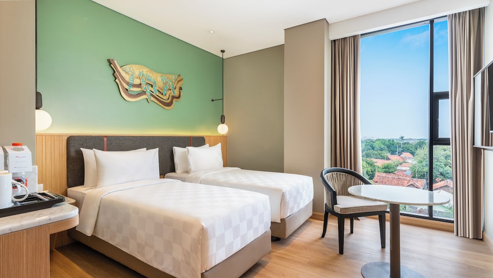Swiss-Belinn Indramayu 30/85