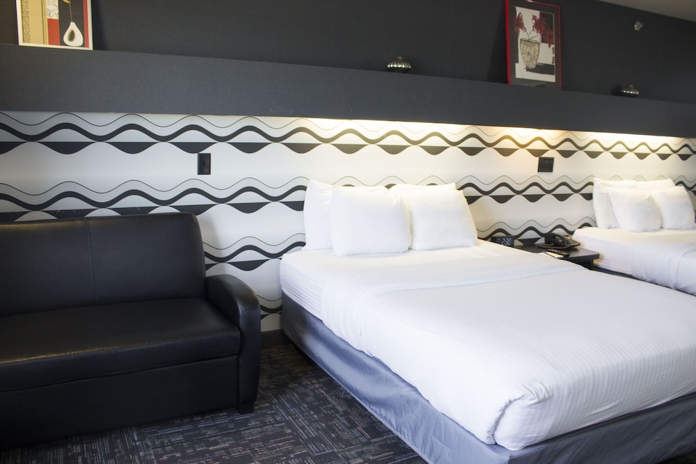 Metropolis Resort 20/67