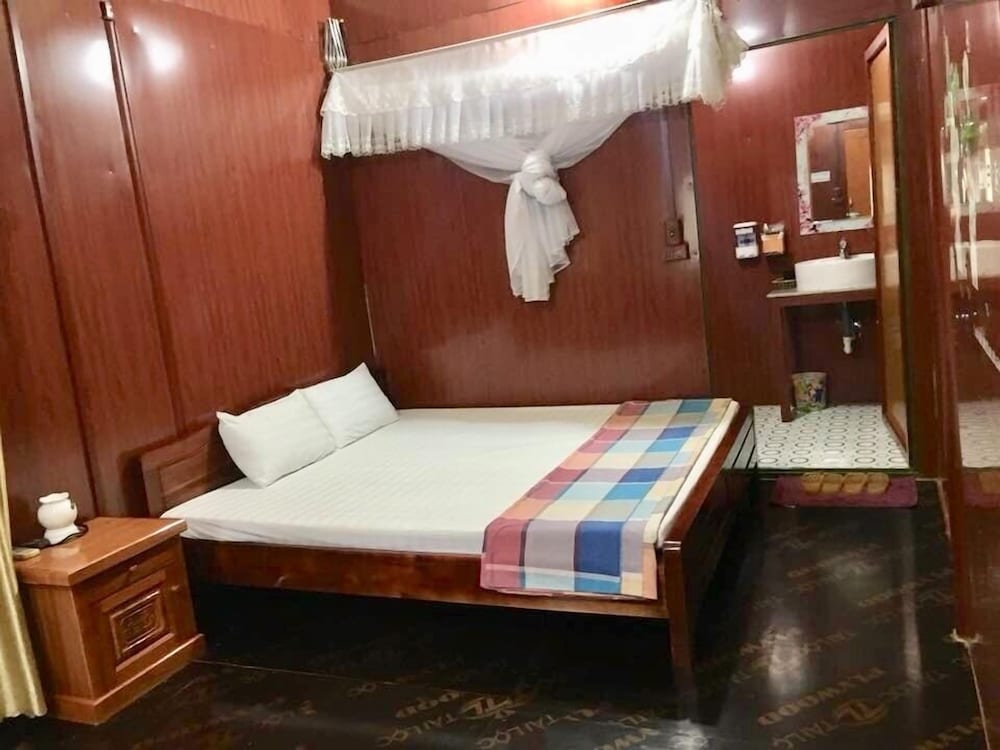 Green Hill Hostel & Homestay 12/30