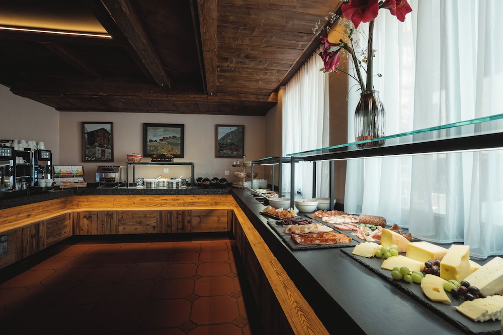Zermatt Budget Rooms 42/49