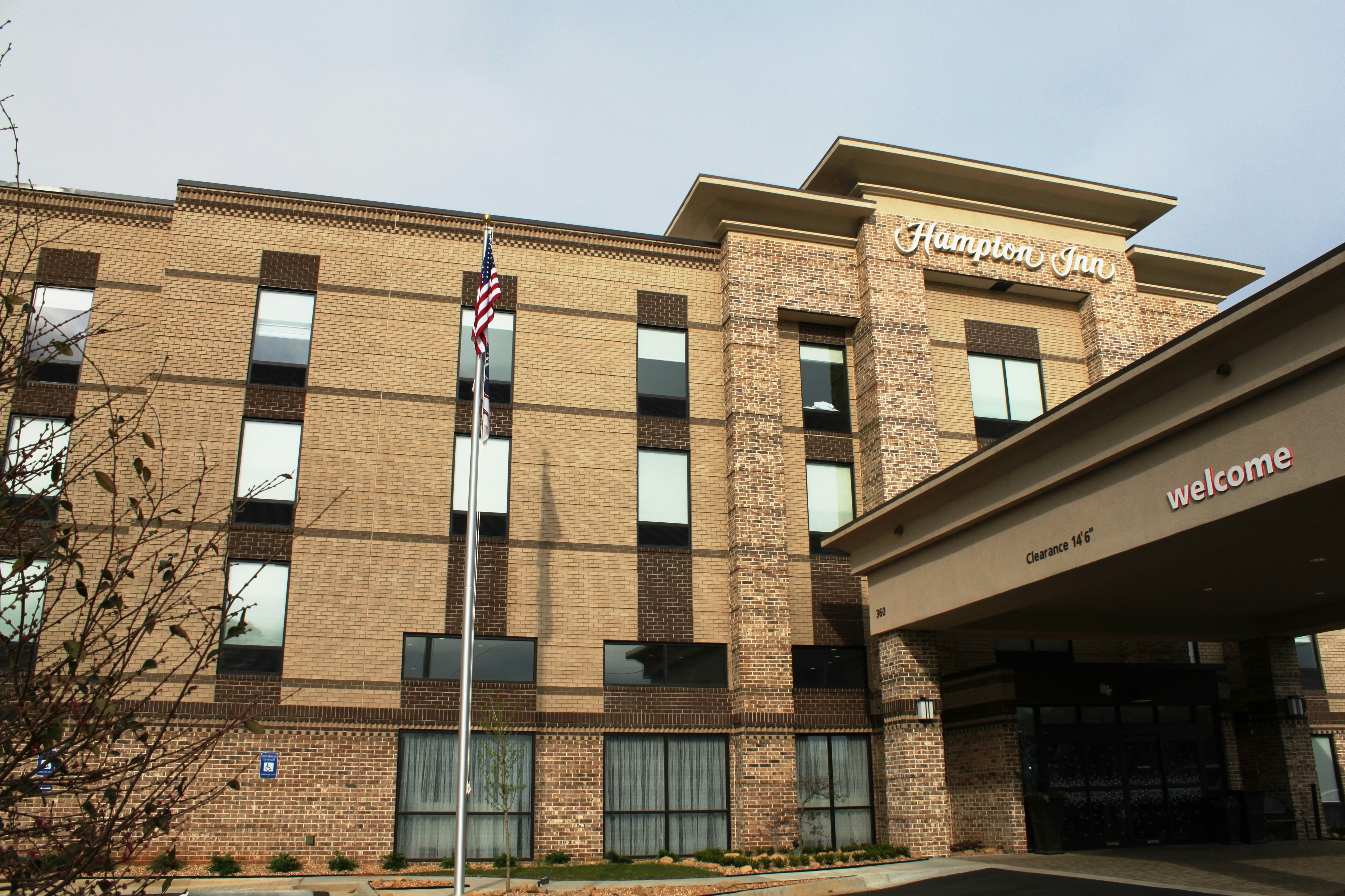 Hampton Inn Forsyth Ga 2/46