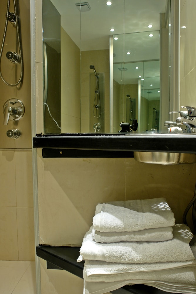 SEMELI HOTEL 40/55