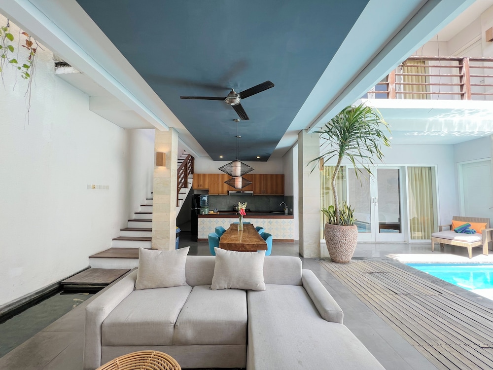 Apple Villa & Suite Seminyak 56/73